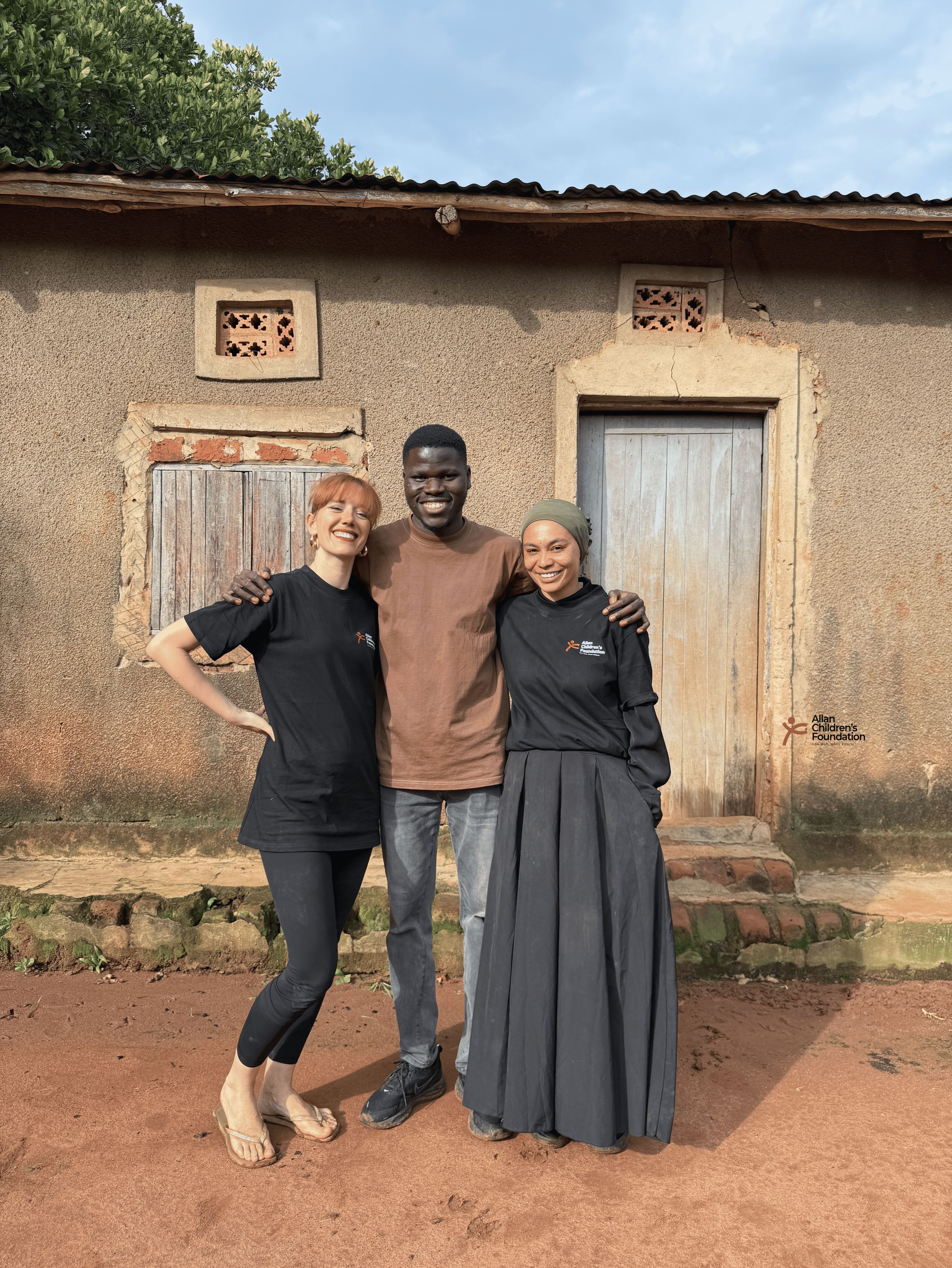 Debby and Dragana volunteering